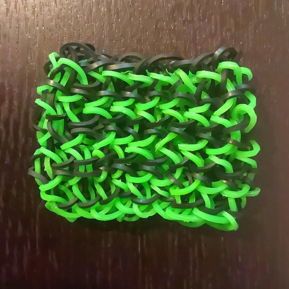 Dragon scale bracelet